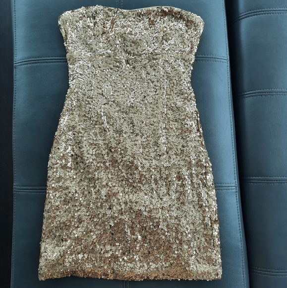 Sequin dress - Picture 1 of 2